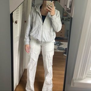 the PERFECT gray zip-up